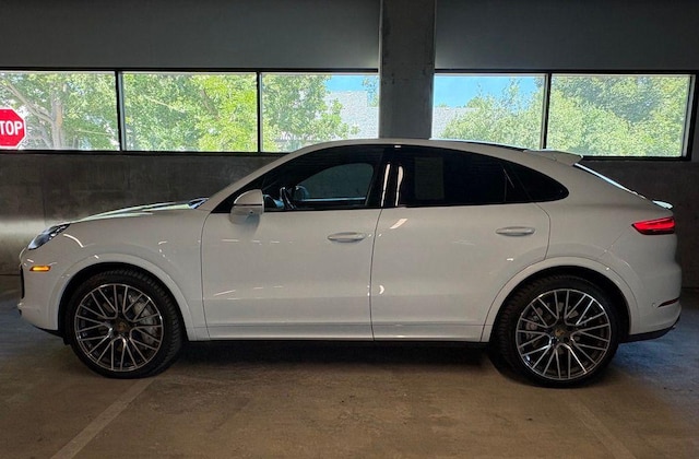 2022 Porsche Cayenne Coupé