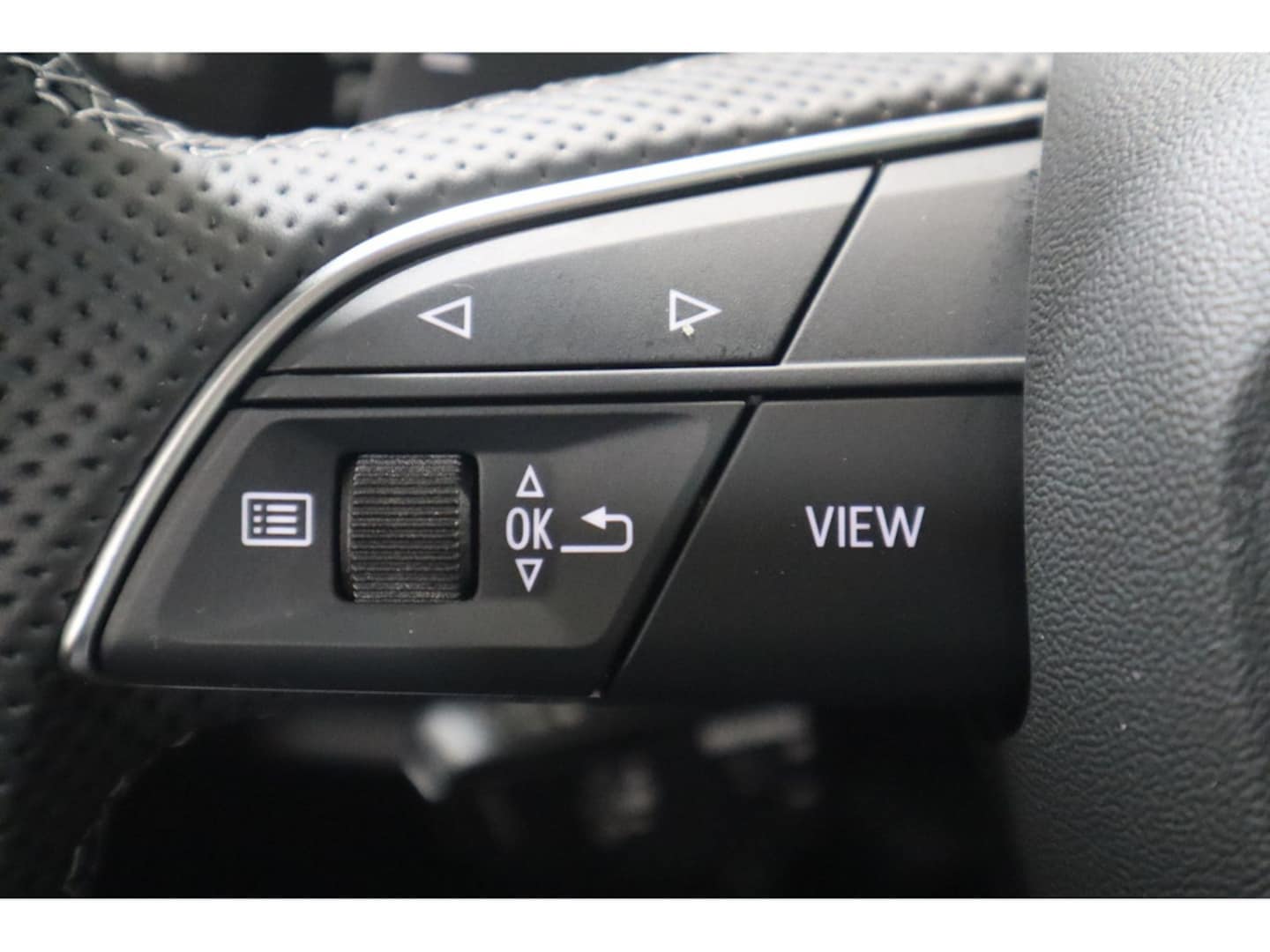 Bild über Audi Q7 SUV S line business TDI quattro 210 kW tiptronic - für weitere Informationen kontaktieren Sie den Audi Partner