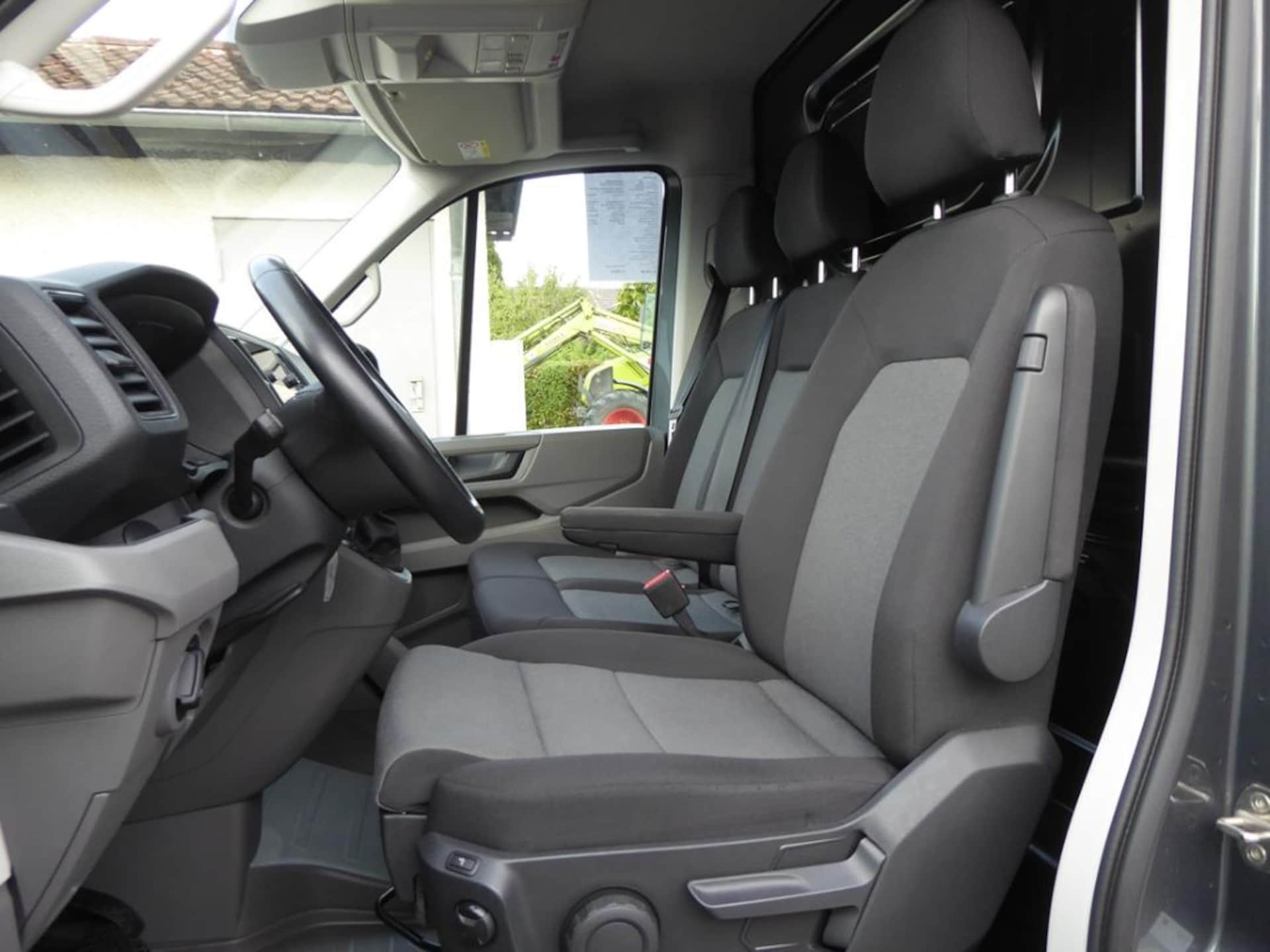Volkswagen Crafter Kasten mittlerer Radstand