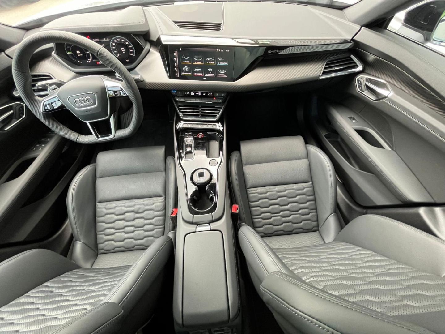 Image about Audi e-tron GT e-tron quattro