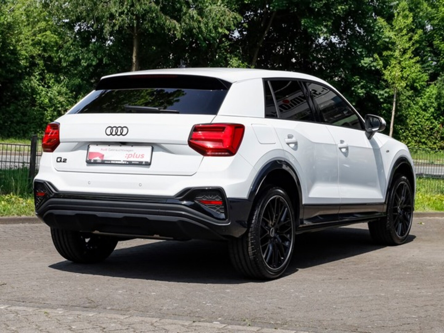 Bild über Audi Q2 S line 35 TFSI S tronic - für weitere Informationen kontaktieren Sie den Audi Partner