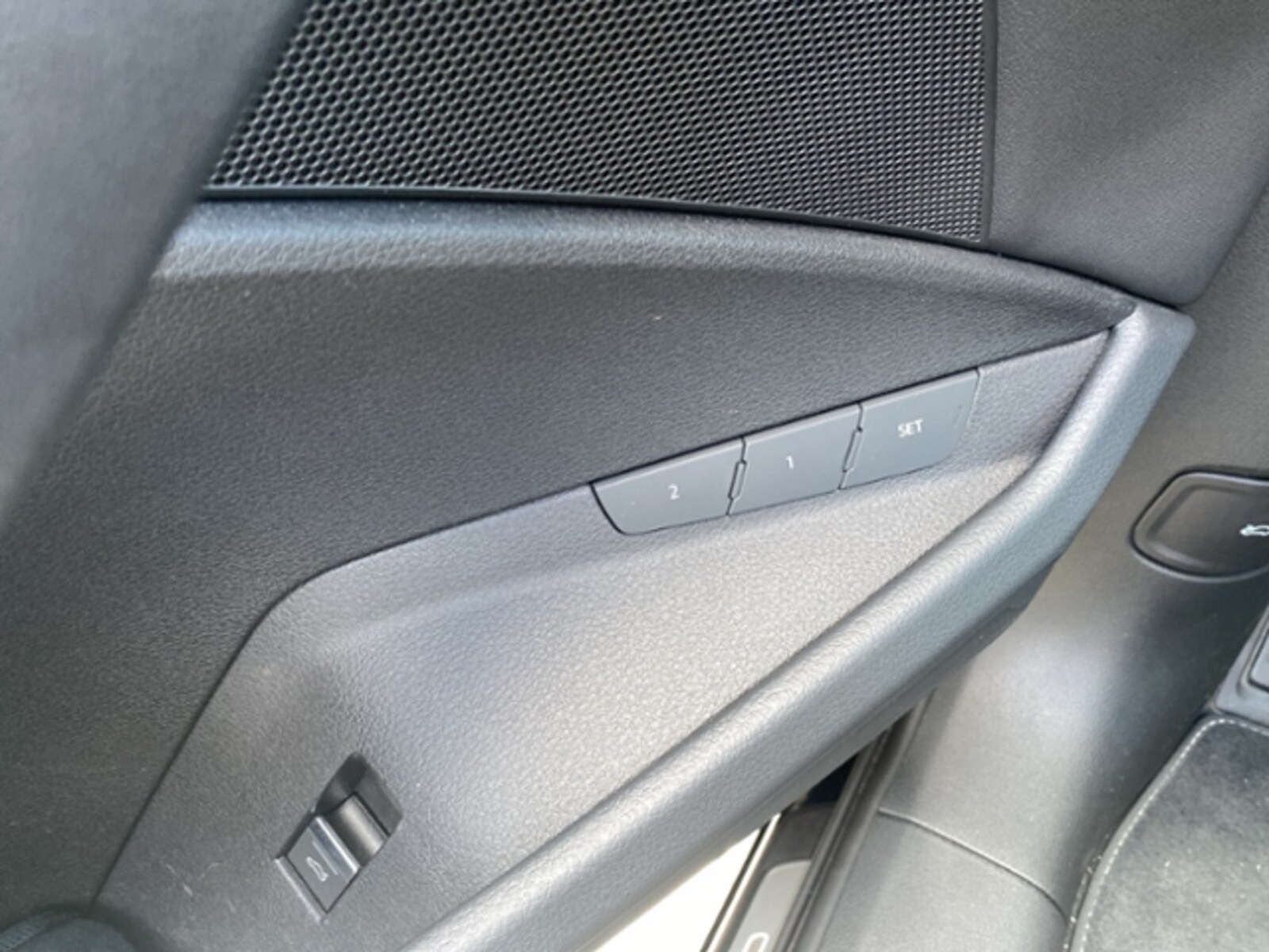 Audi Q8 e-tron – Bild 17