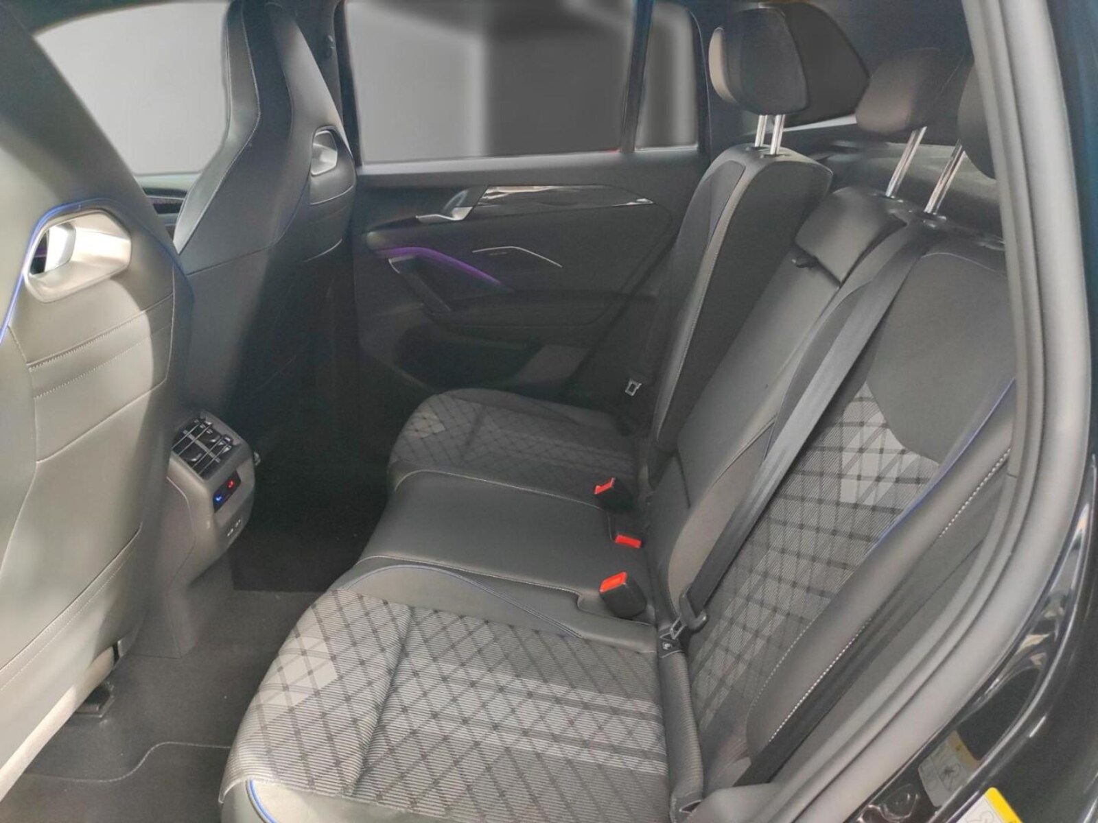 Volkswagen Tiguan – Bild 15