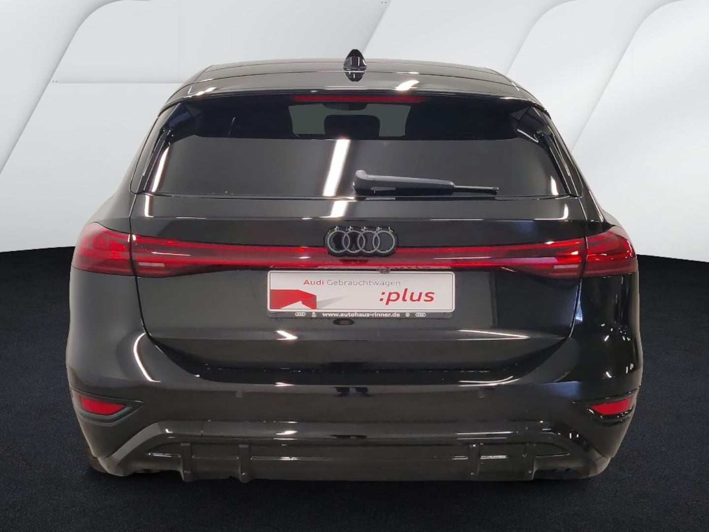 Bild über Audi A6 Avant e-tron S line business e-tron performance 270 kW - für weitere Informationen kontaktieren Sie den Audi Partner