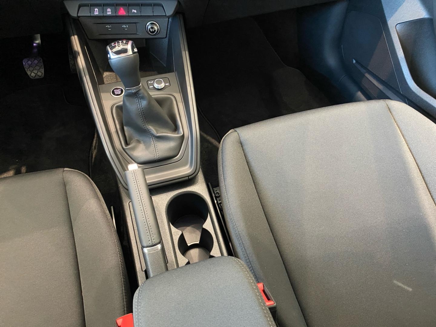 Bild über Audi A1 Sportback advanced 25 TFSI Schaltgetriebe - für weitere Informationen kontaktieren Sie den Audi Partner