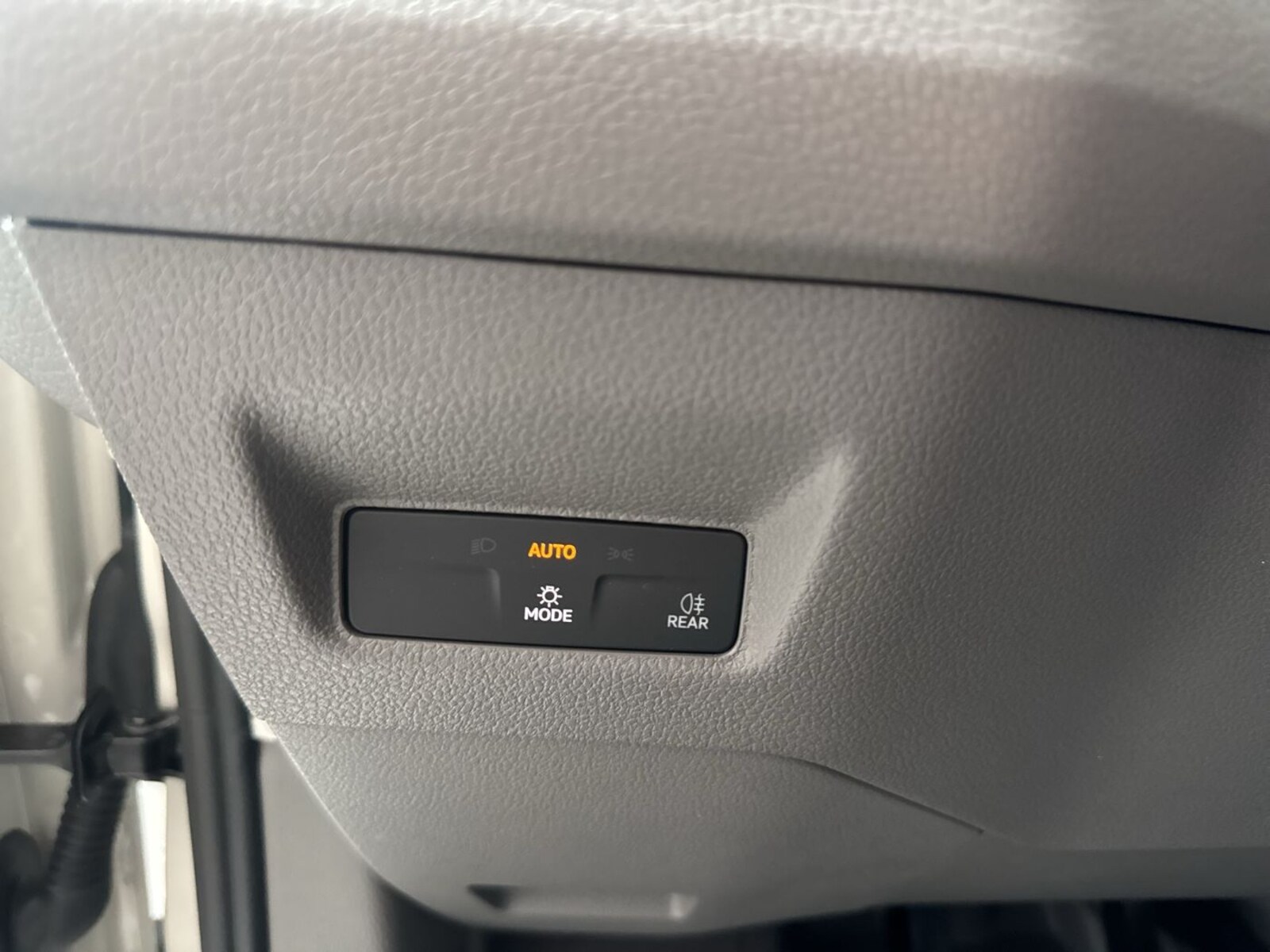 Volkswagen Crafter Kasten mittlerer Radstand – Bild 17