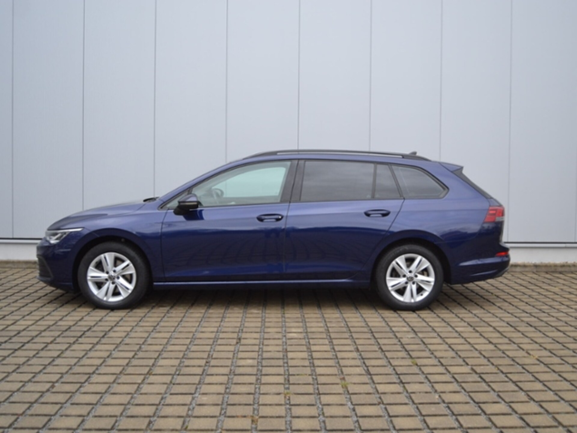 Volkswagen Golf Variant Life