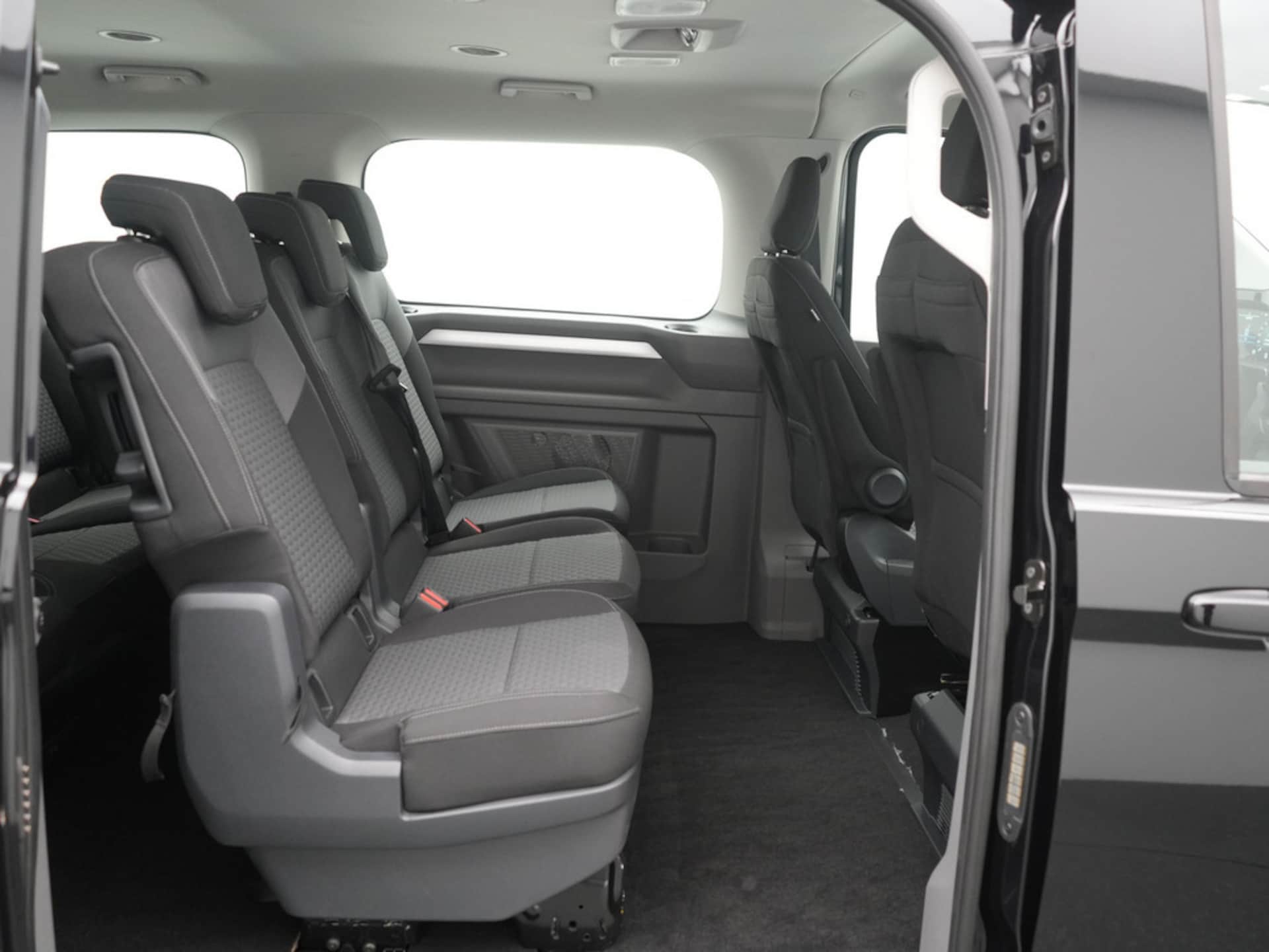 Volkswagen Caravelle Life