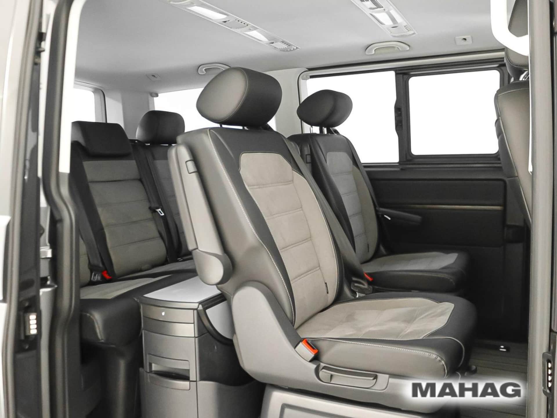 Volkswagen T6.1 Multivan Highline