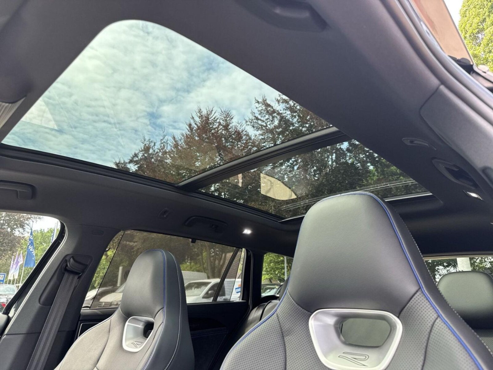 Volkswagen Passat – Bild 24