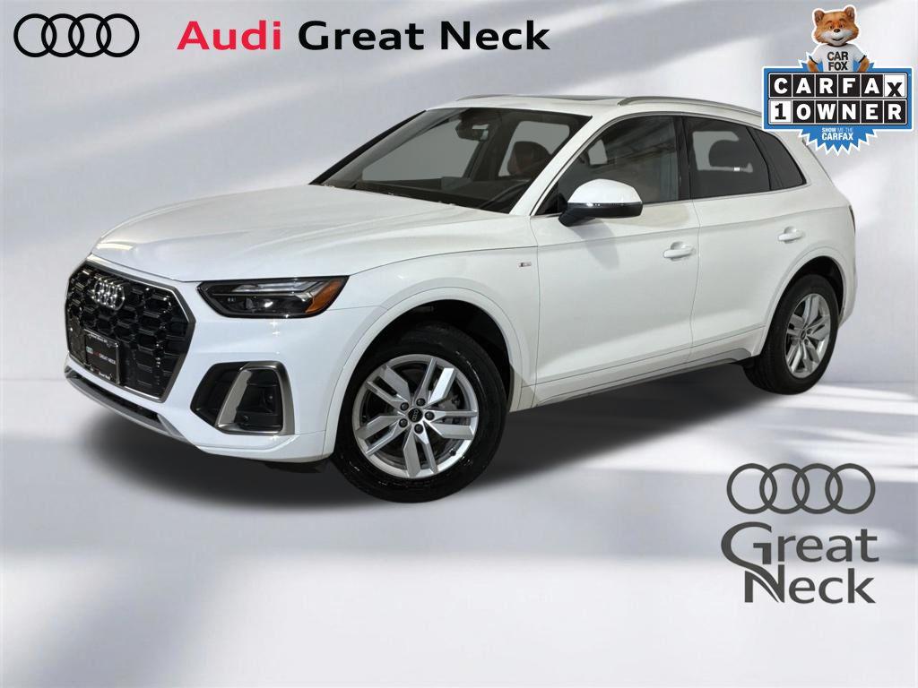 2023 Audi Q5 45 Premium's photo