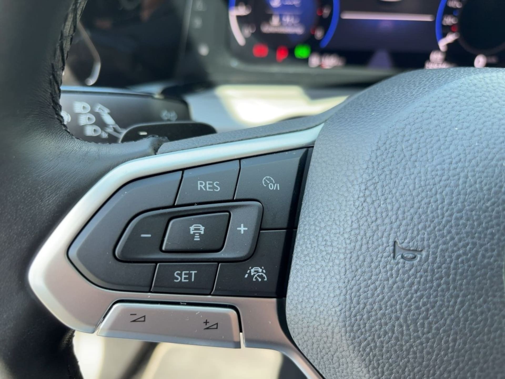 Volkswagen Golf Style