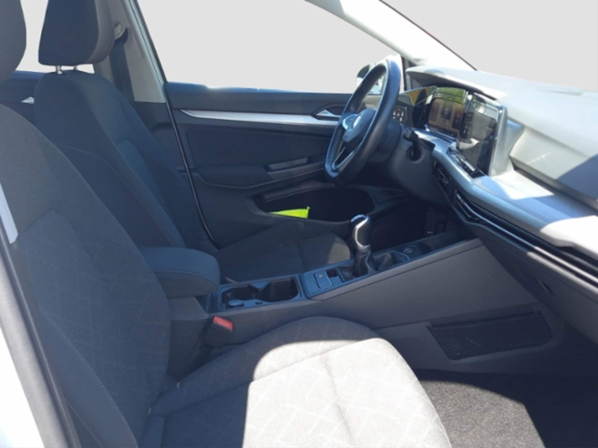 Volkswagen Golf Life