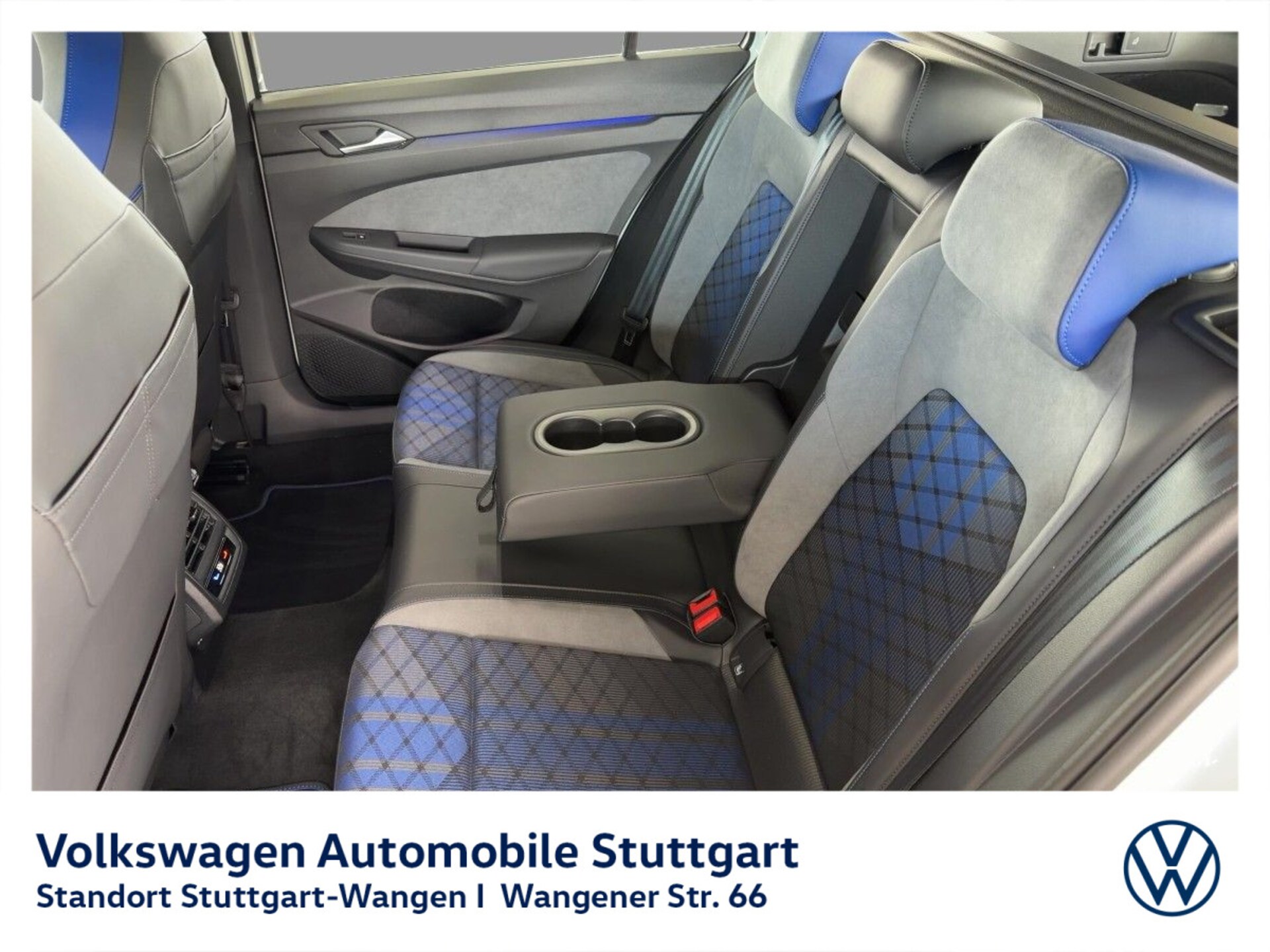 Volkswagen Golf Variant R
