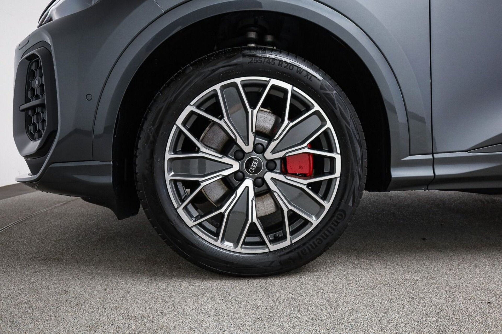 Audi Q5 SUV e-hybrid
