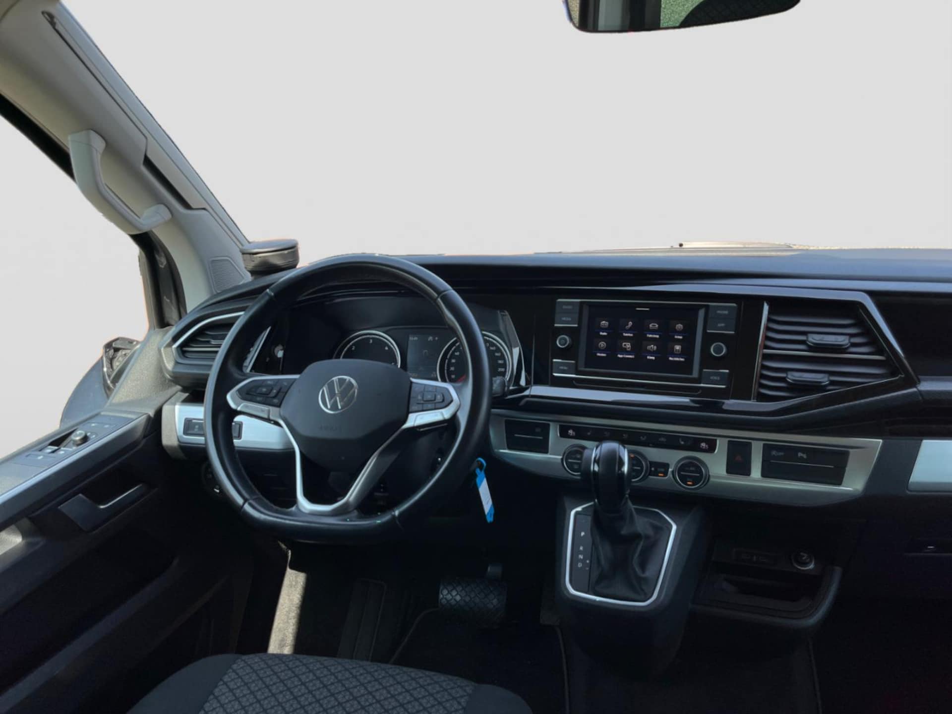 Volkswagen T6.1 California Beach