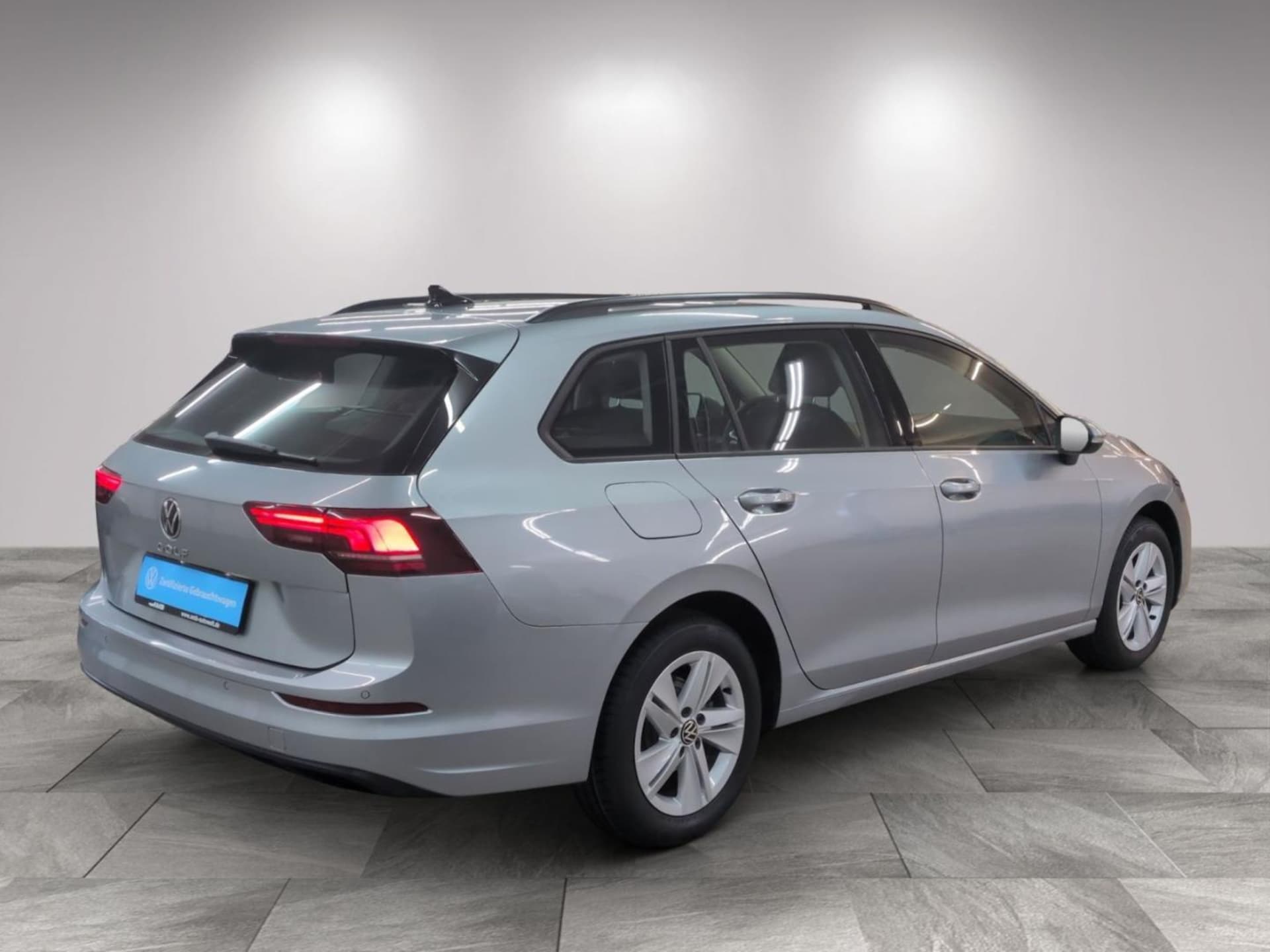 Volkswagen Golf Variant Life