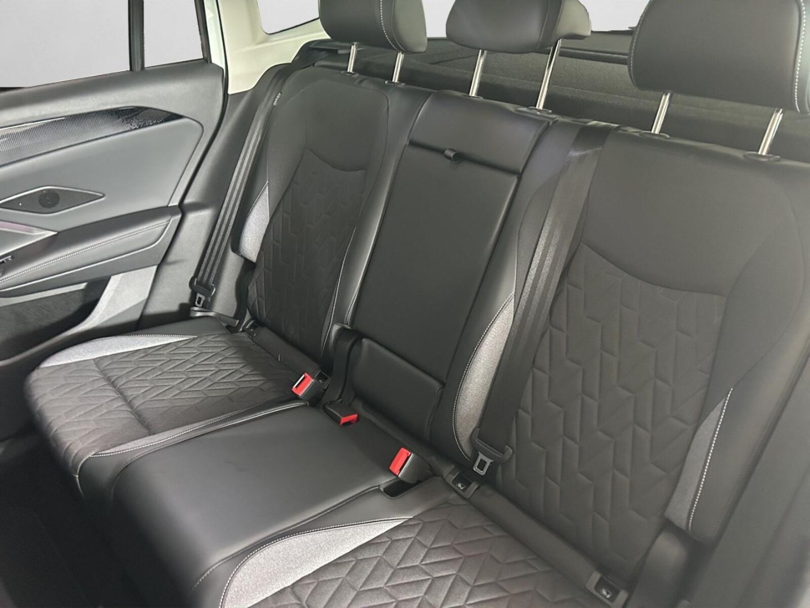 Volkswagen Tiguan – Bild 14