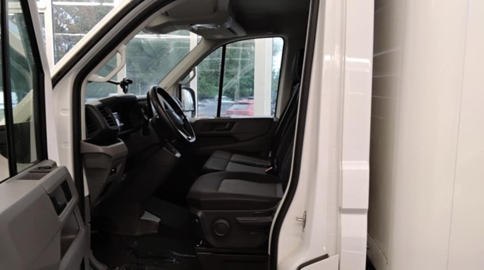 Volkswagen Crafter Einzelkabine mittlerer Radstand – Bild 5