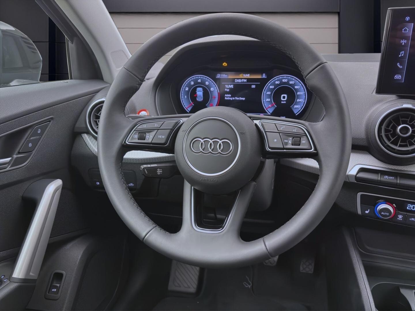 Bild über Audi Q2 30 TFSI Schaltgetriebe - für weitere Informationen kontaktieren Sie den Audi Partner