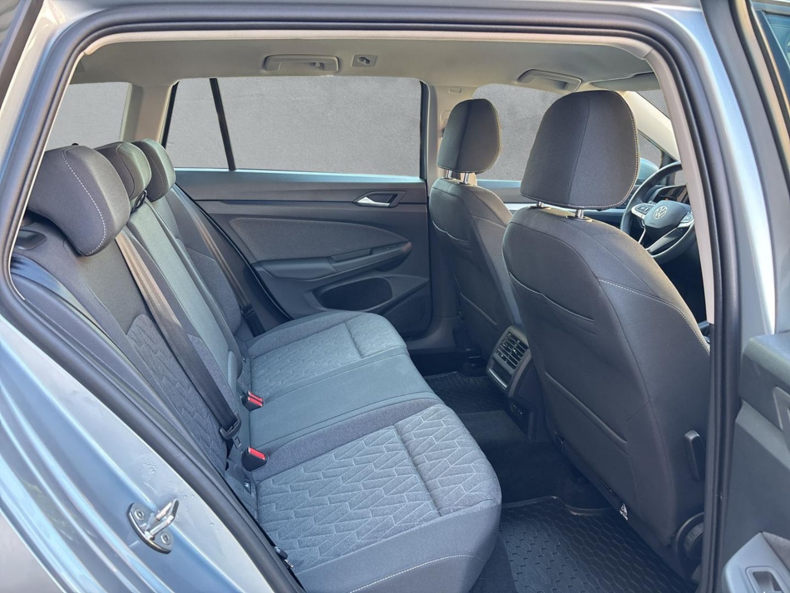 Volkswagen Golf Variant – Bild 11