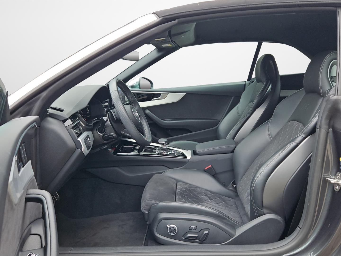 Bild über Audi S5 Cabriolet TFSI quattro tiptronic - für weitere Informationen kontaktieren Sie den Audi Partner