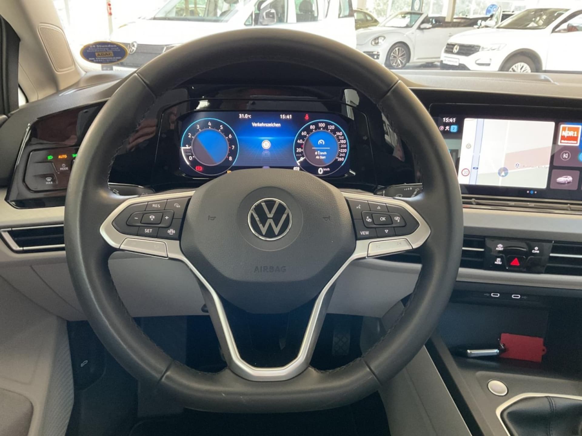 Volkswagen Golf Life