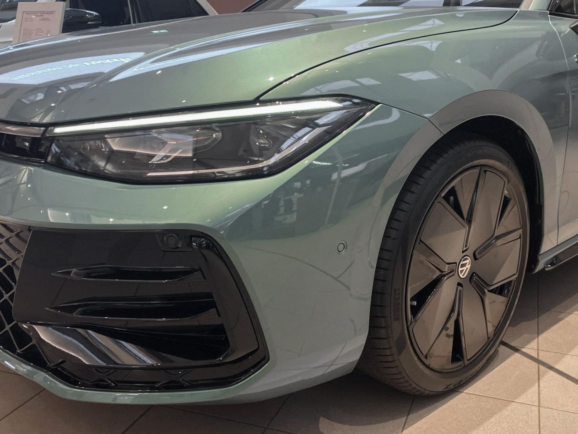 Volkswagen Passat R-Line