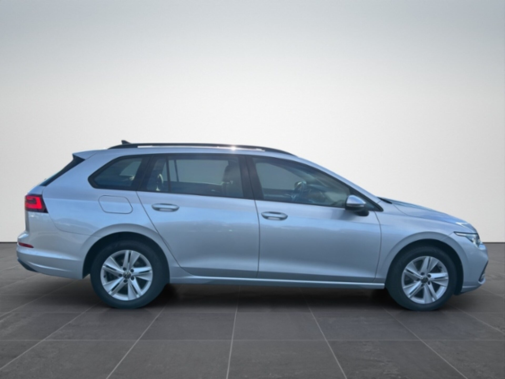 Volkswagen Golf Variant Life