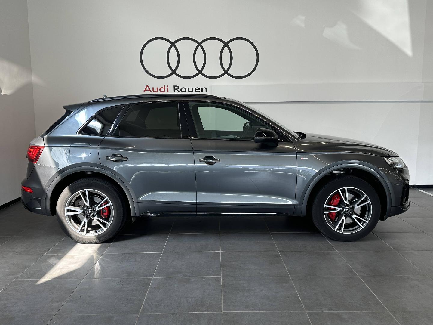 Image about Audi Q5 TFSI e S line 55 TFSI e quattro 270 kW (367 ch) S tronic