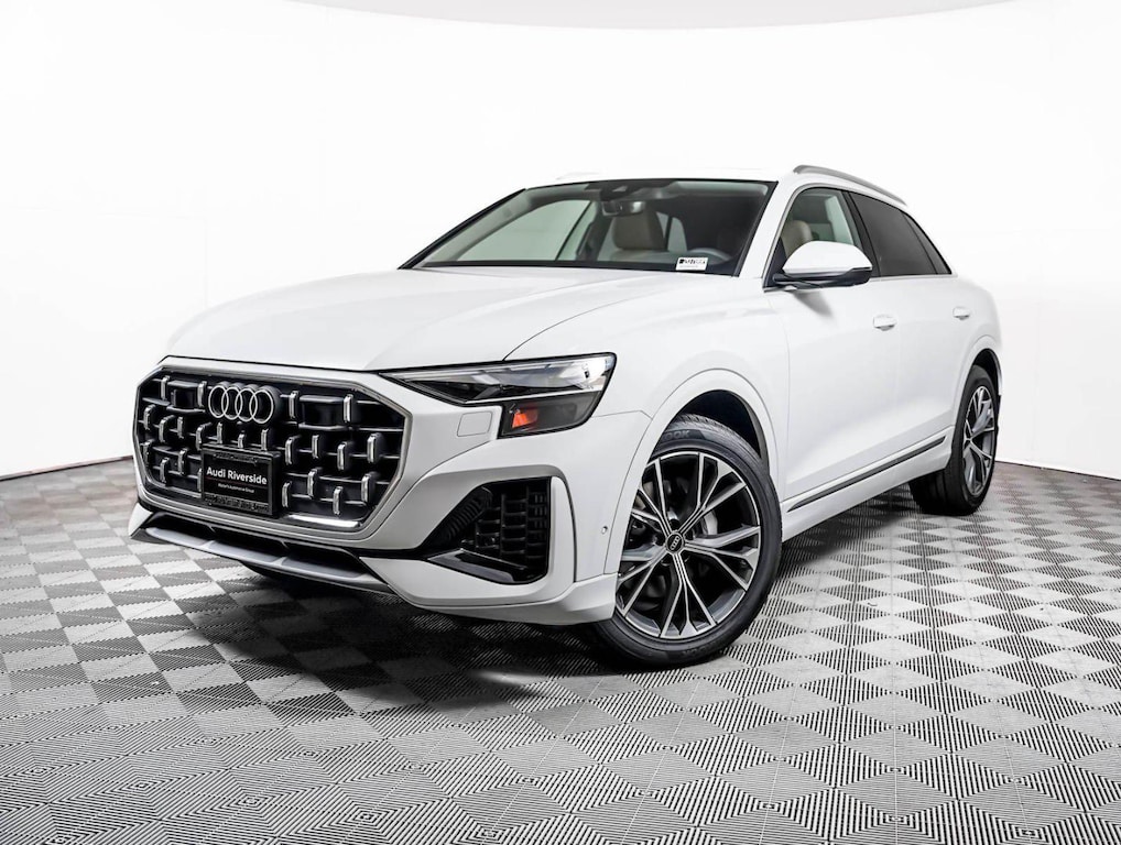 2026 Audi Q8
