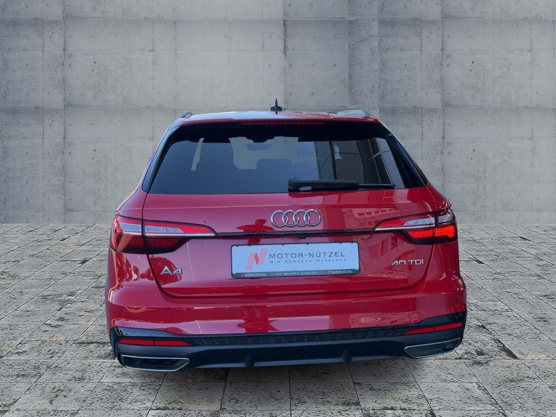 Audi A4 Avant S line