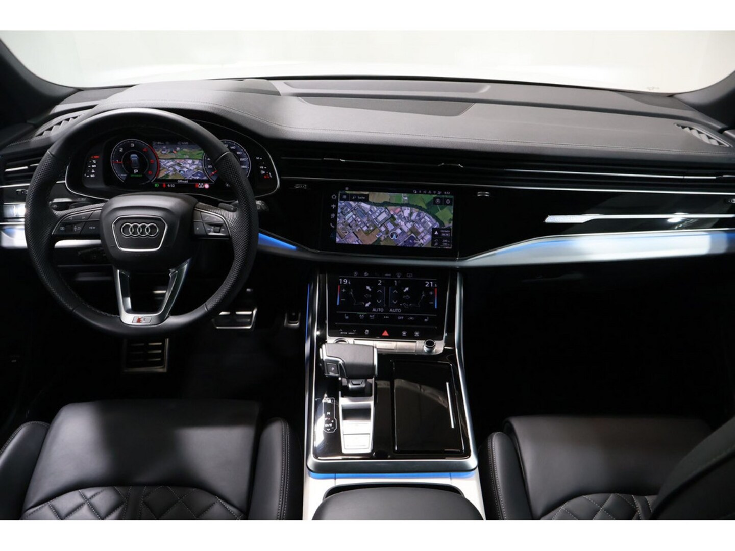 Bild über Audi Q8 SUV 50 TDI quattro tiptronic - für weitere Informationen kontaktieren Sie den Audi Partner