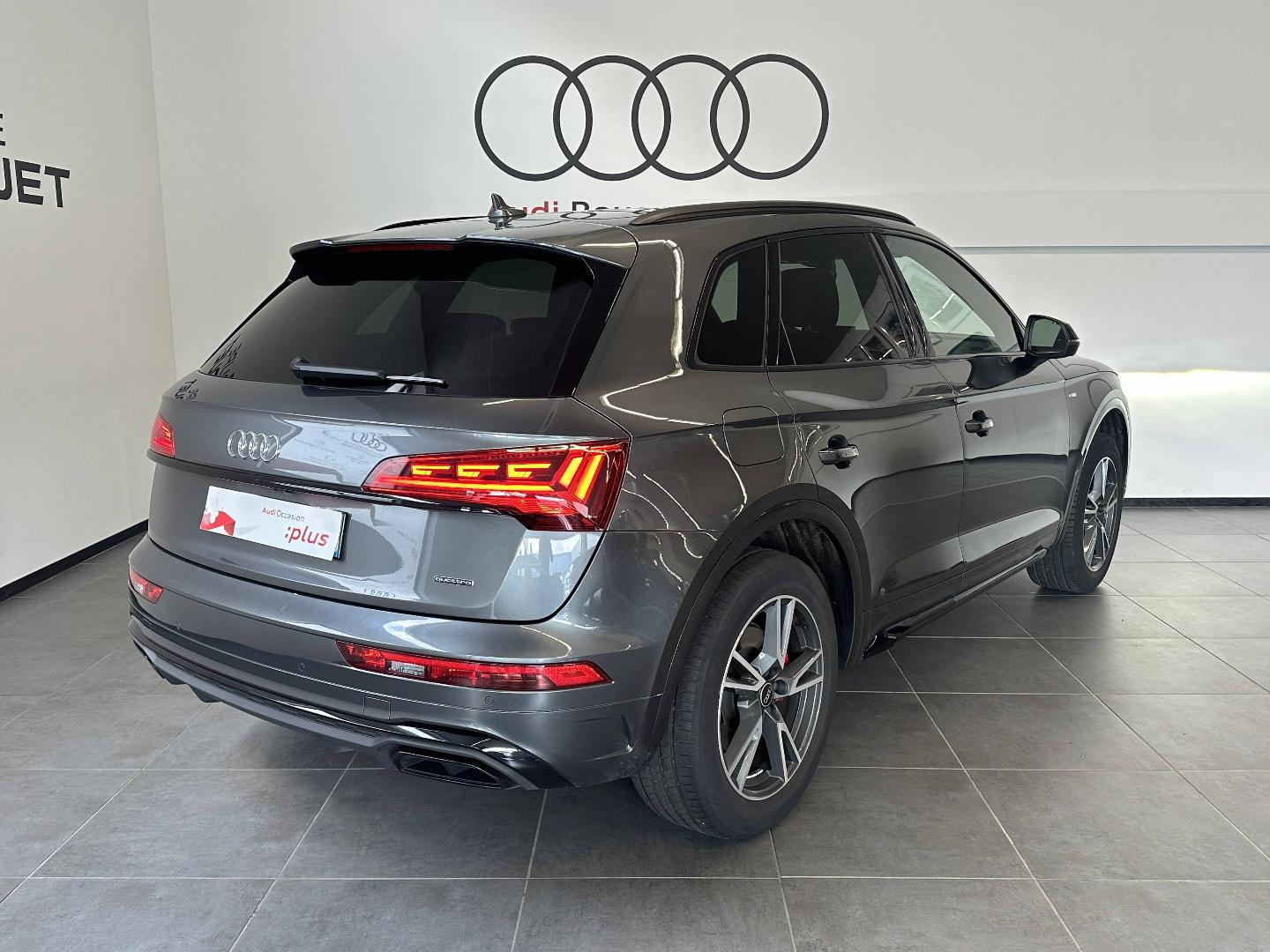 Image about Audi Q5 TFSI e S line 55 TFSI e quattro 270 kW (367 ch) S tronic