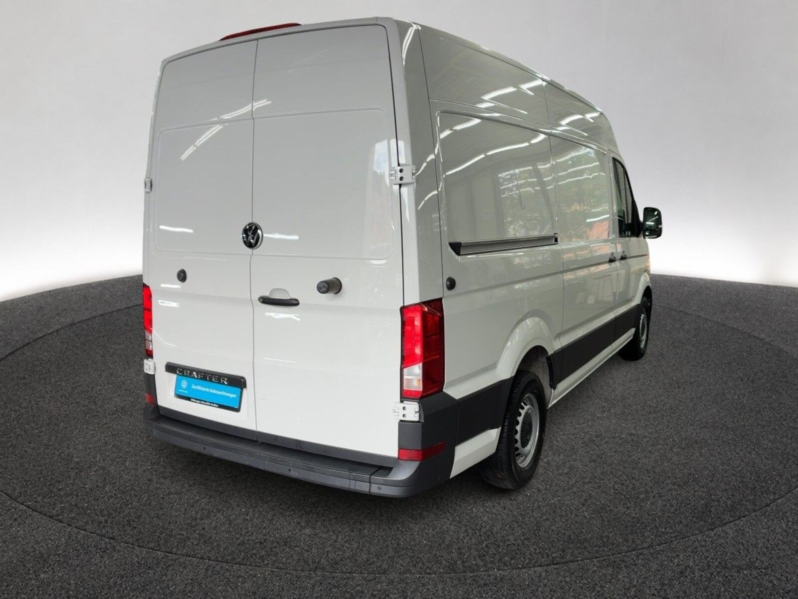Volkswagen Crafter Kasten mittlerer Radstand – Bild 4