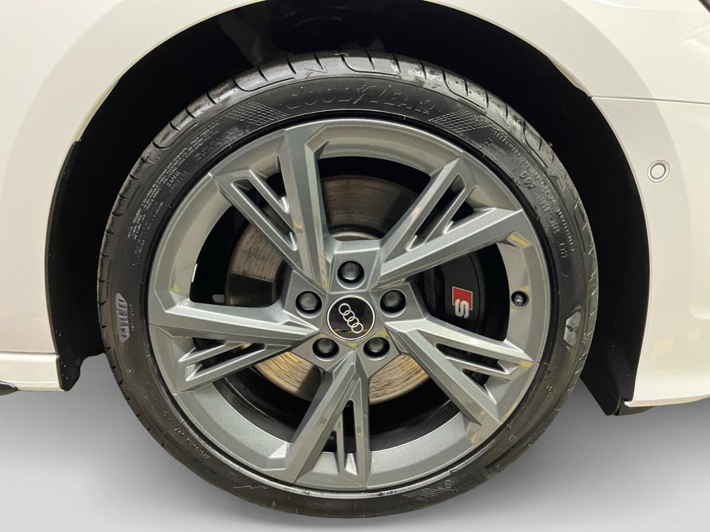 Image about Audi S3 Sportback TFSI quattro S tronic