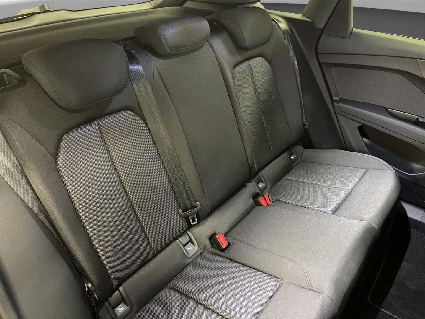 Image about Audi Q4 e-tron 35 e-tron