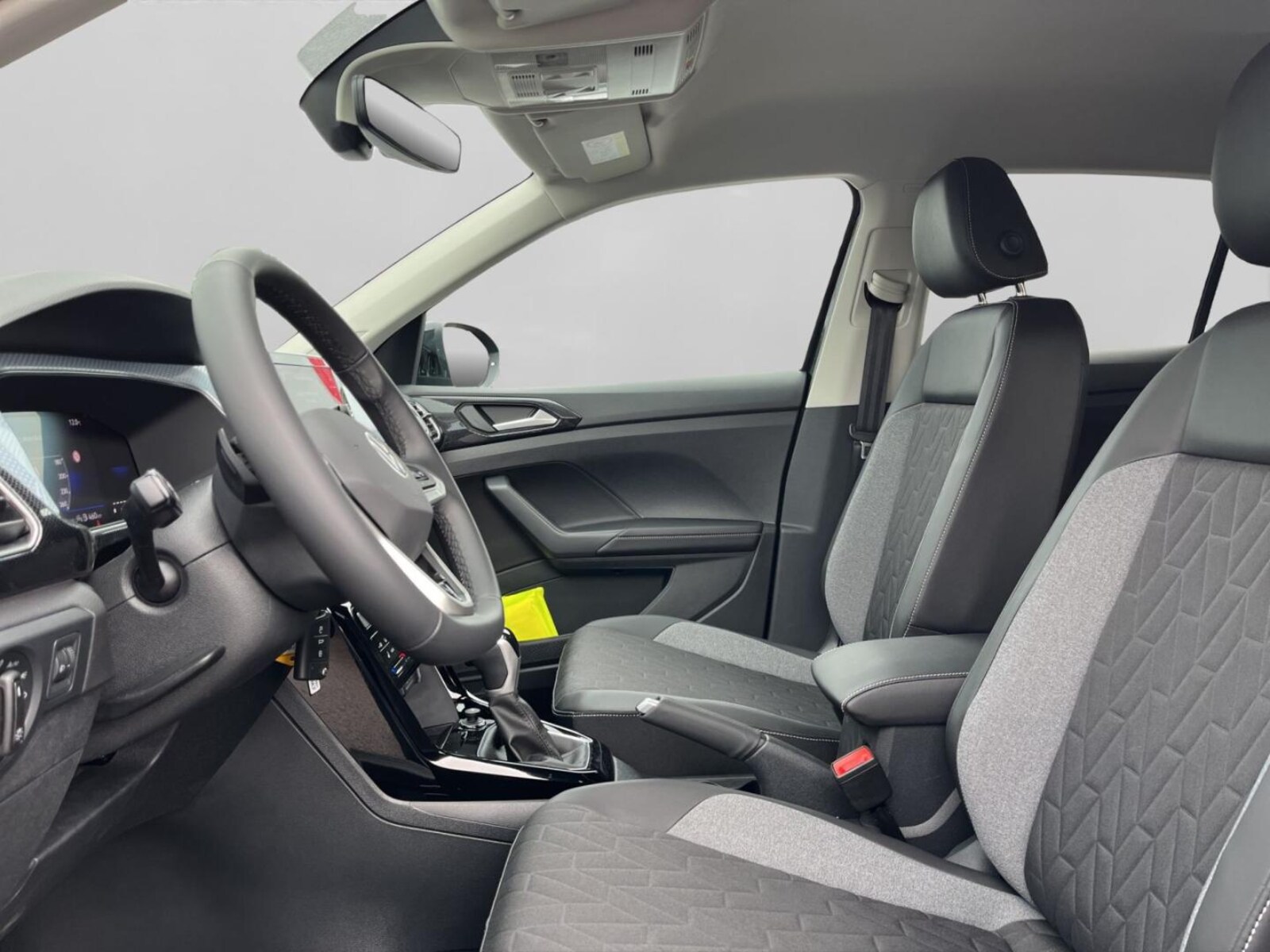 Volkswagen T-Cross – Bild 11