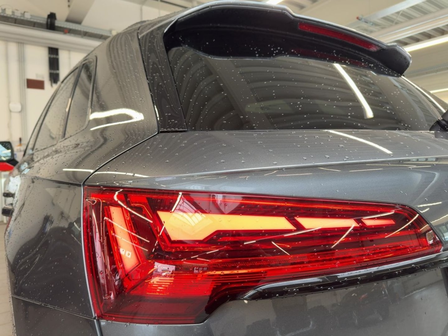 Bild über Audi Q5 40 TDI quattro 150 kW S tronic - für weitere Informationen kontaktieren Sie den Audi Partner