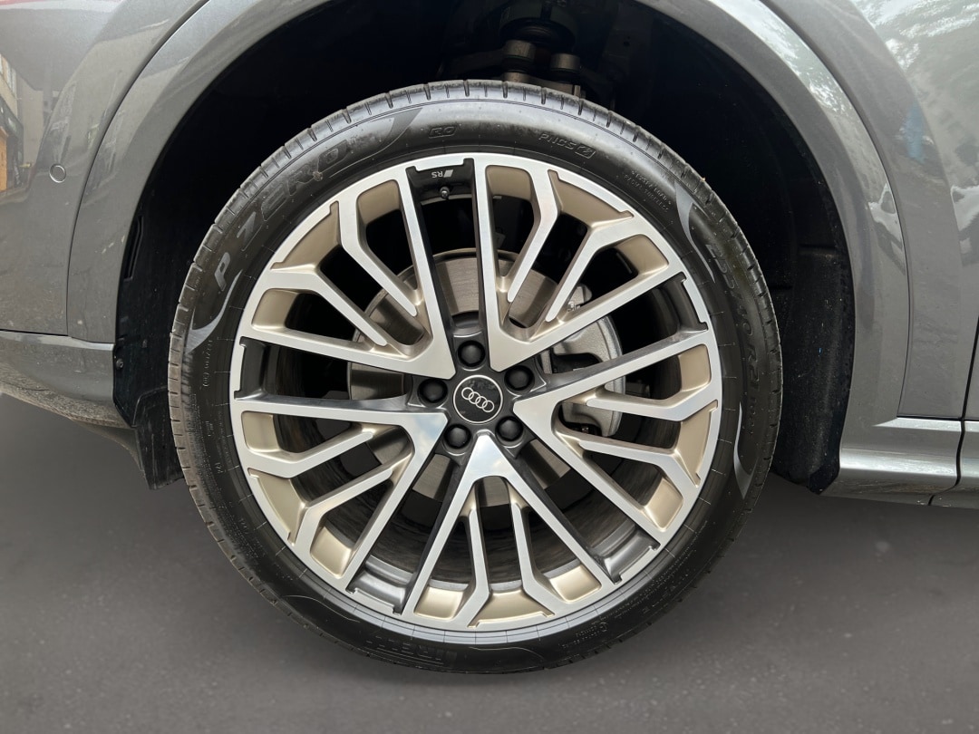 Image about Audi Q5 Sportback S line TFSI Hybride quattro 204 chS tronic