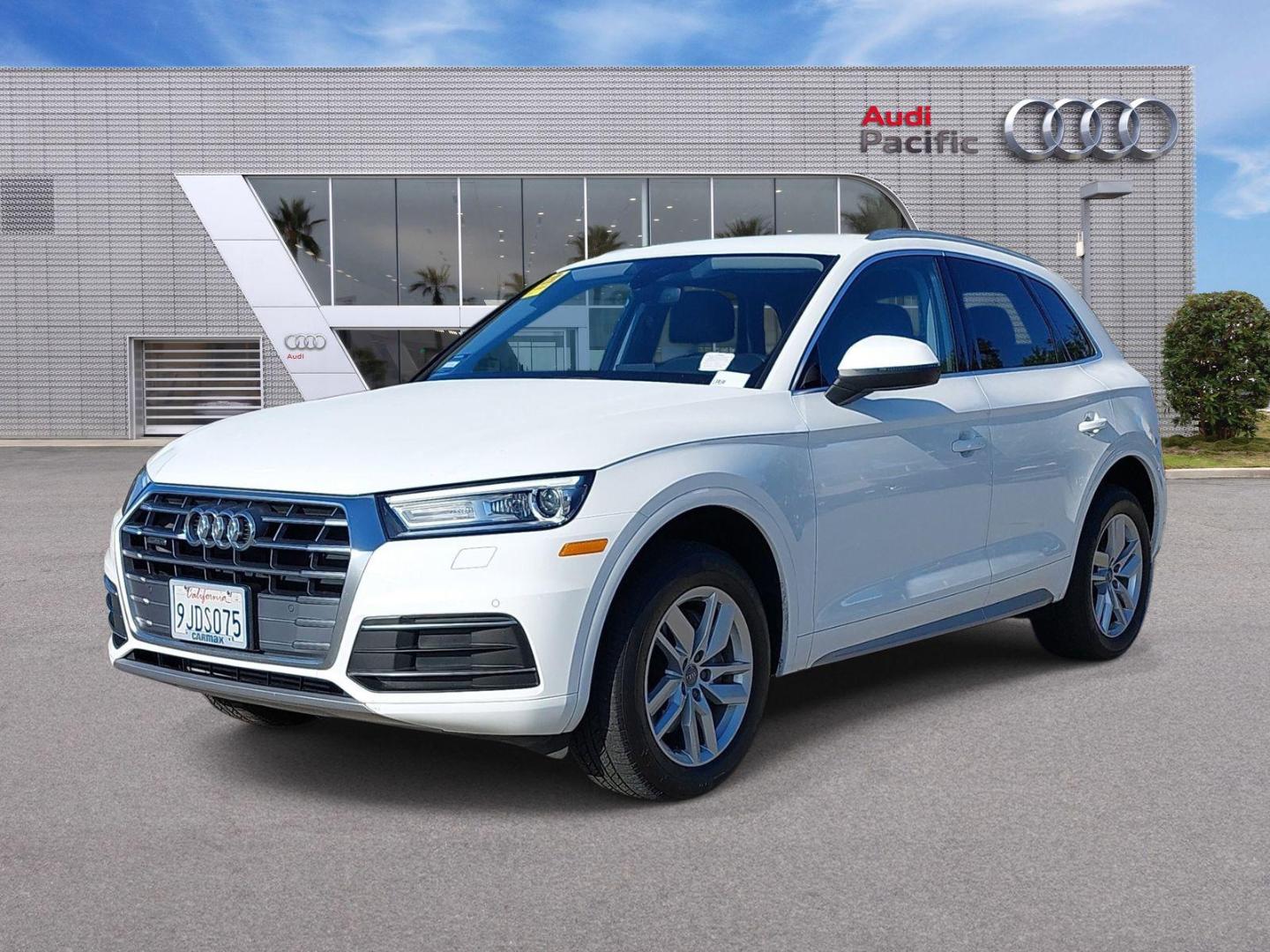 2020 Audi Q5 45 quattro S tronic Premium's photo