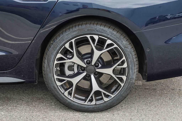 2026 Audi A6 Premium Plus - Photo 11