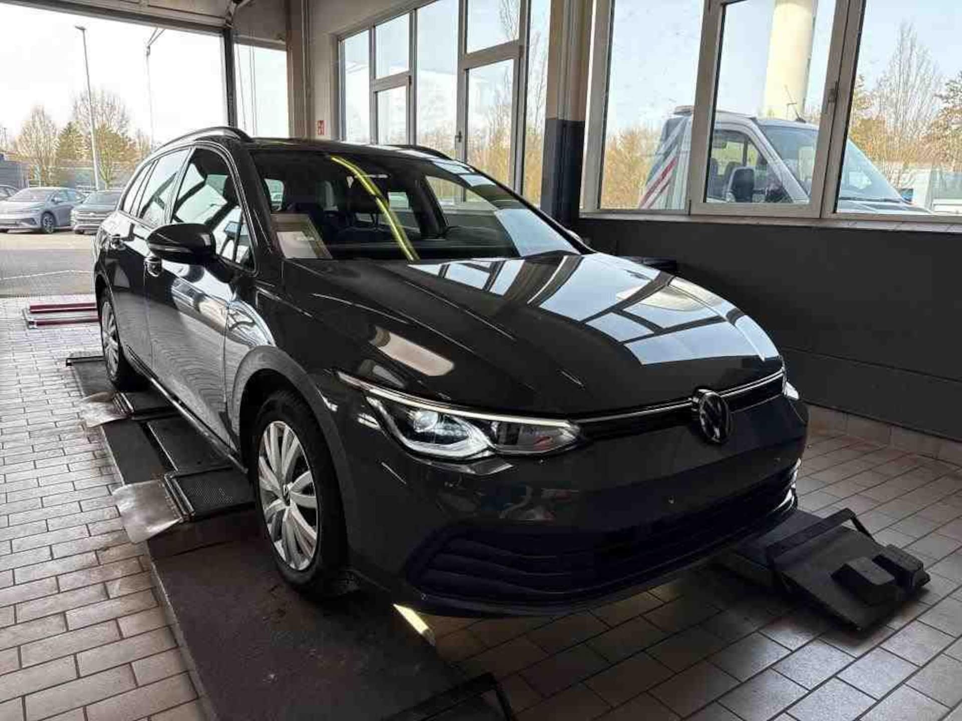 Volkswagen Golf Variant Life