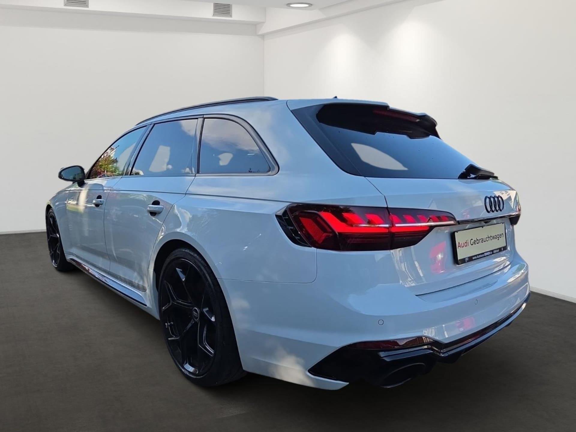 Audi RS 4 Avant