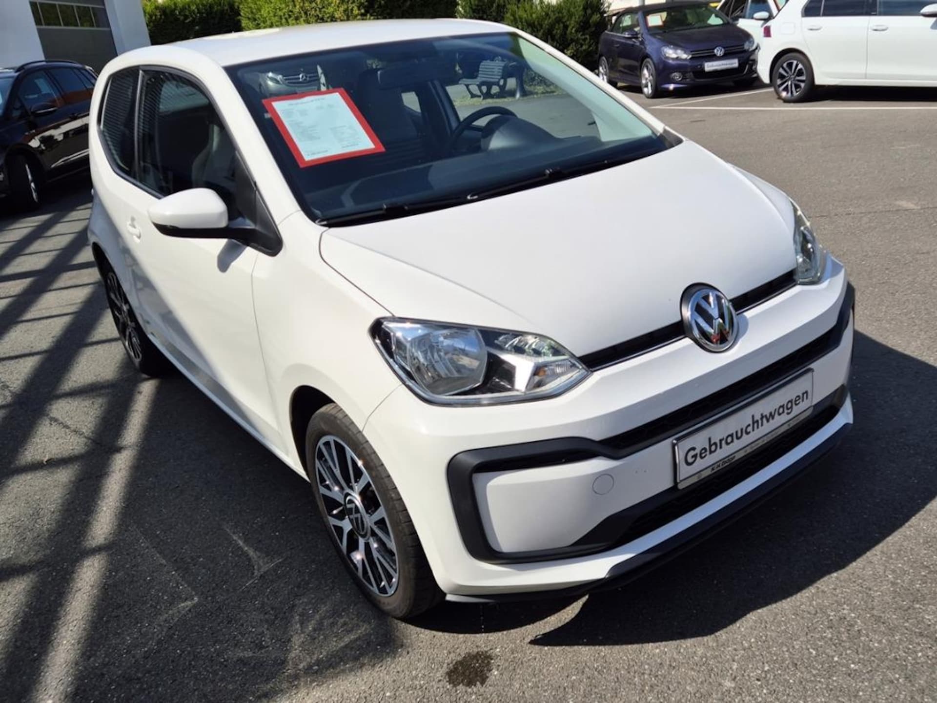 Volkswagen up! move up!