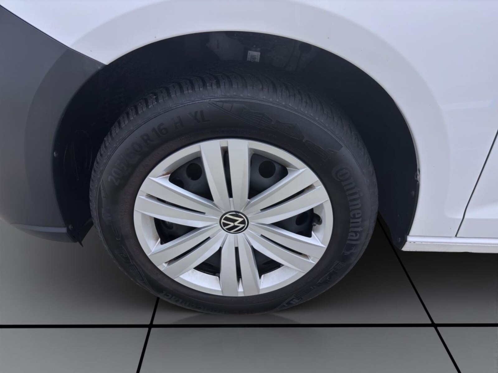 Volkswagen Caddy Maxi Cargo – Bild 8