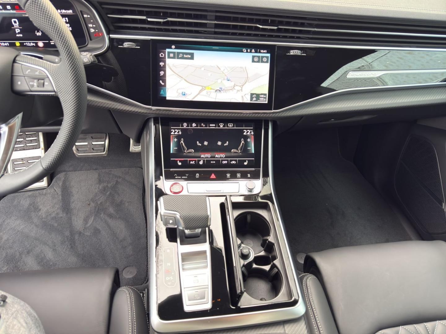 Bild über Audi SQ8 SUV TFSI quattro tiptronic - für weitere Informationen kontaktieren Sie den Audi Partner