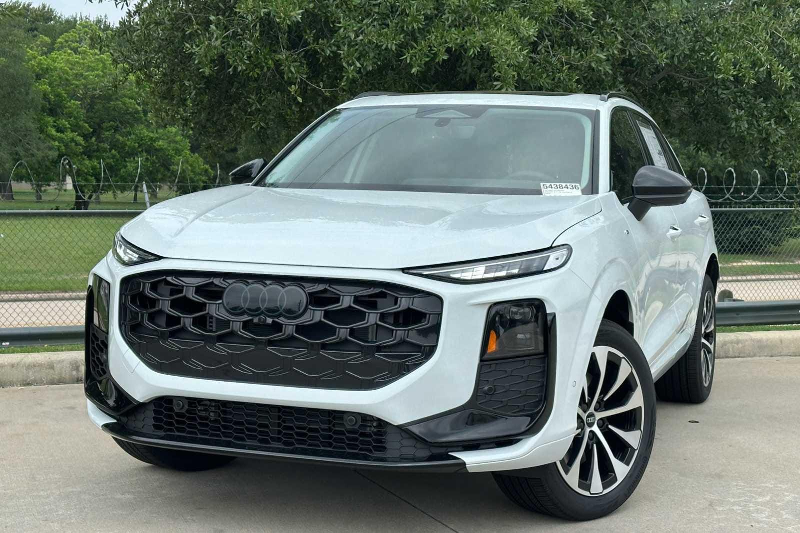 2026 Audi Q3 S line quattro's photo
