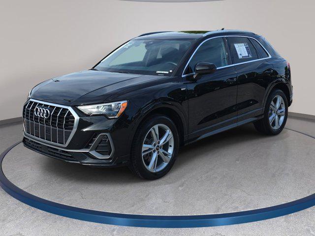2022 Audi Q3 45 TFSI S Line Premium quattro's photo