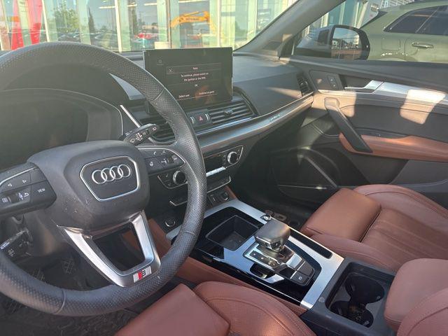 2024 Audi Q5 45 Premium Plus's photo